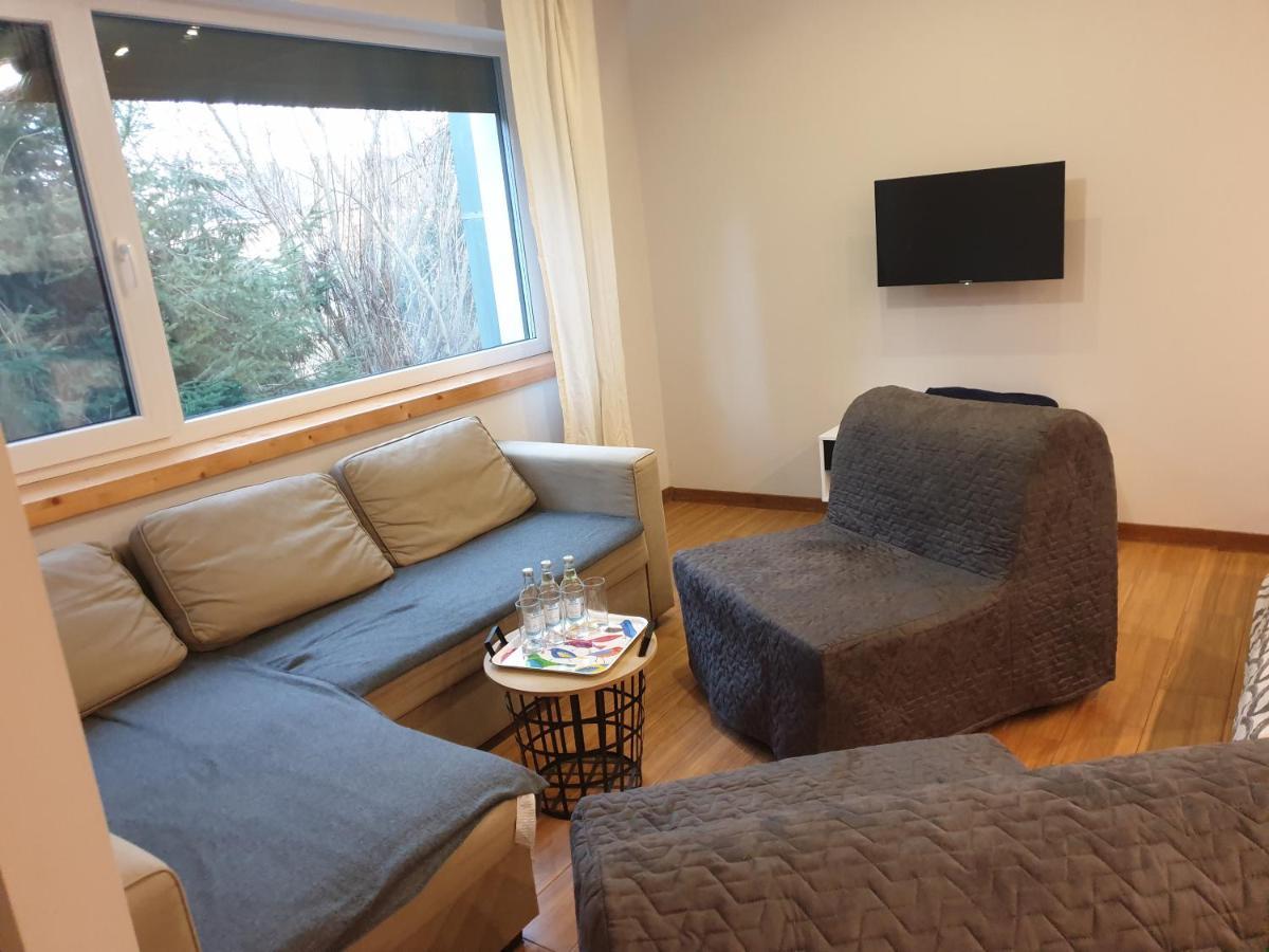 Maly Apartament W Zieleni Blisko Jeziora Środa Wielkopolska Kültér fotó